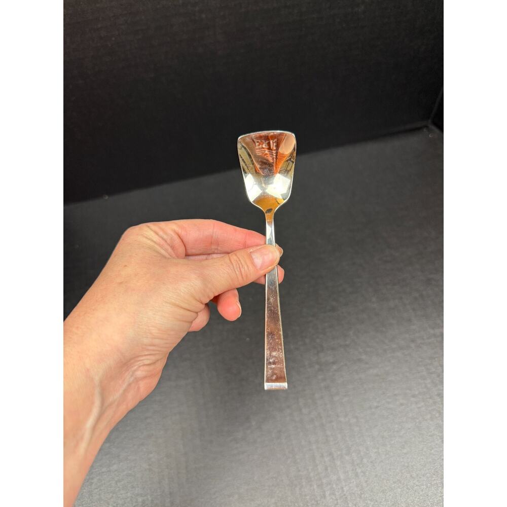 Towle Arctic Handle Pattern 18/8 Stainless Steel Sugar Spoon